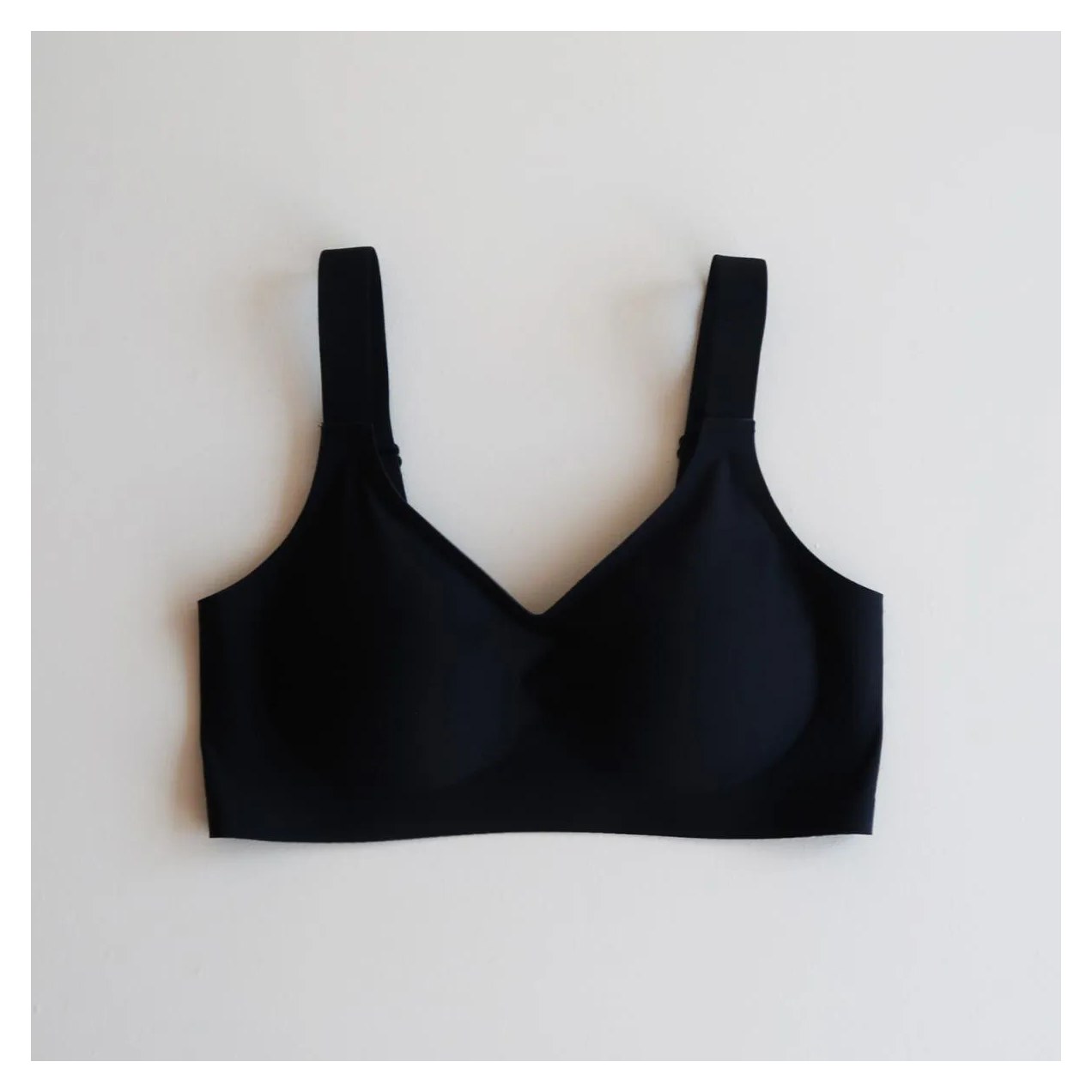 Sutiã Comfort Up Preto Egg (48-52) Corte a Laser e Sustentação sem Aro e Costura Fita Up Oficial