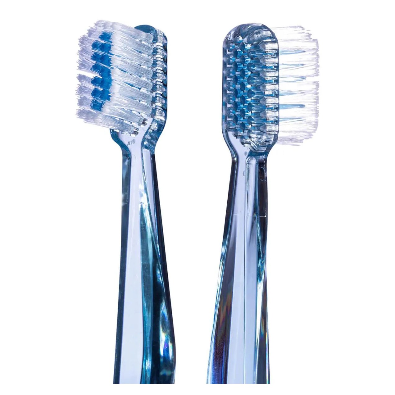 Escova de Dente Ortodôntica Bitufo Class Orto Macia+Média com 1 unidade + 1 protetor de cerdas